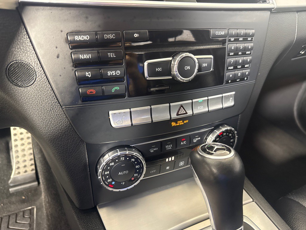 2013 Mercedes-Benz C-Class Image 21