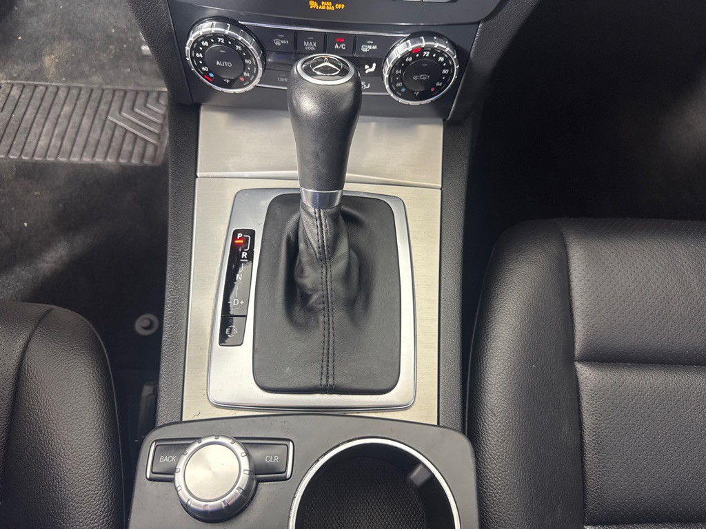 2013 Mercedes-Benz C-Class Image 22