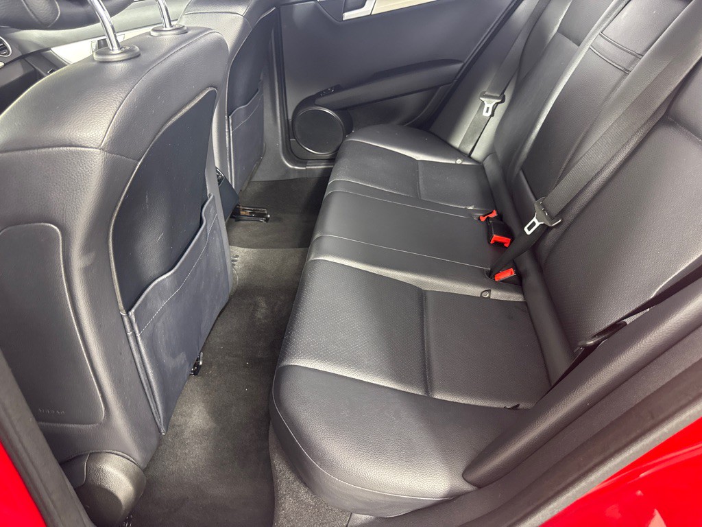 2013 Mercedes-Benz C-Class Image 23