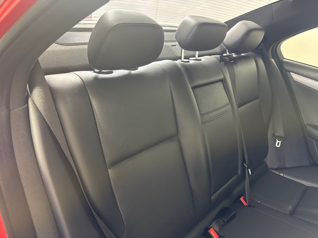 2013 Mercedes-Benz C-Class Image 26