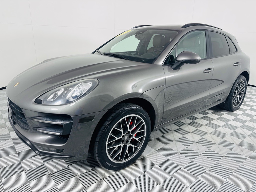 2015 Porsche Macan Image 10