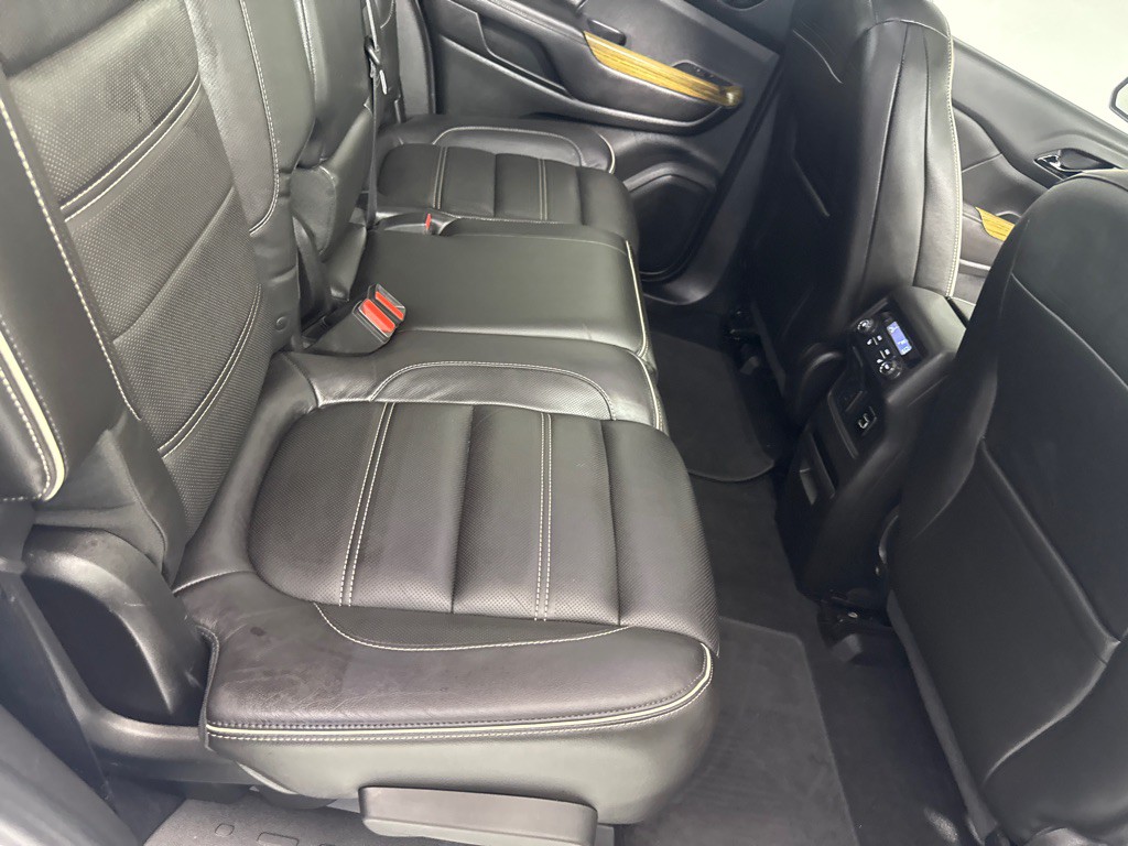 2017 GMC Acadia Image 23