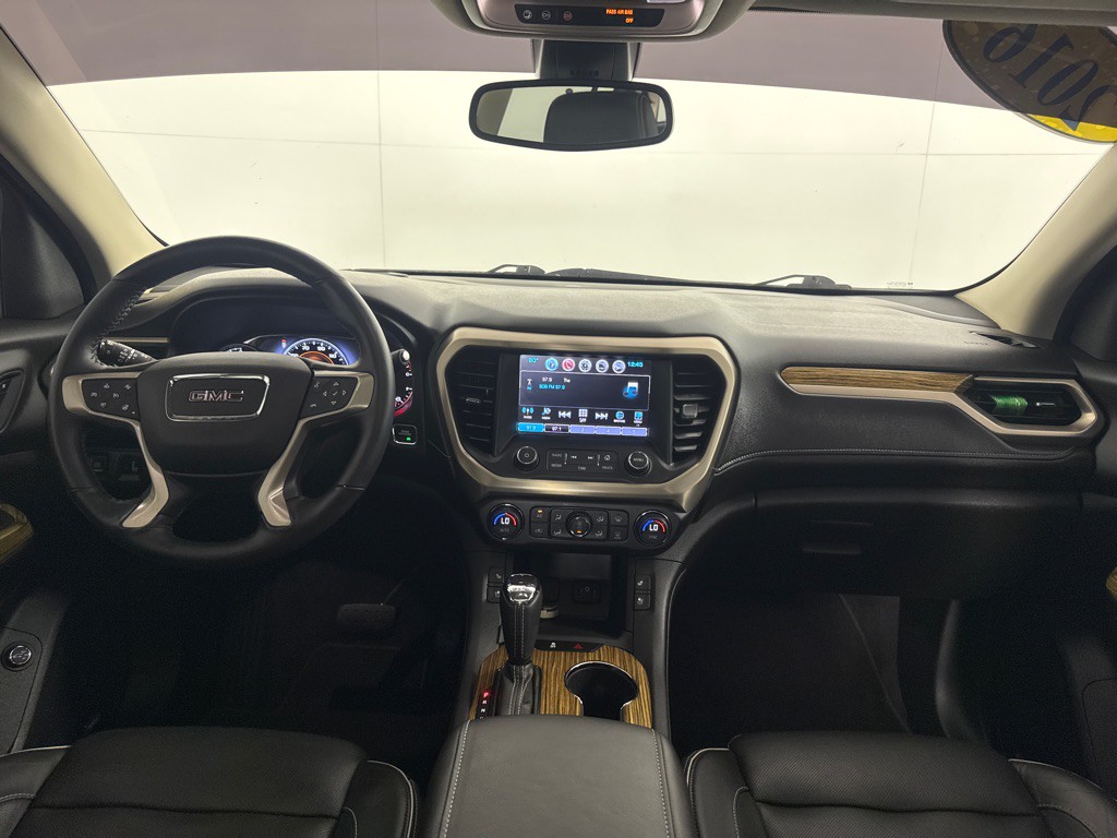 2017 GMC Acadia Image 27