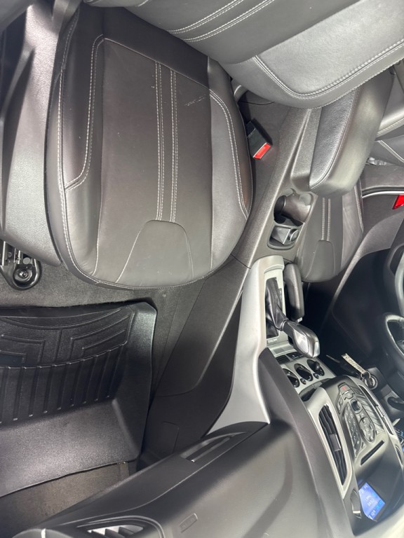 2014 Ford Focus Image 23