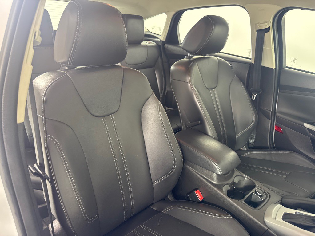 2014 Ford Focus Image 24