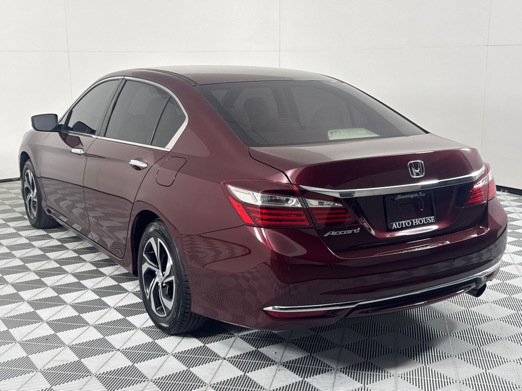 2017 Honda Accord Image 7
