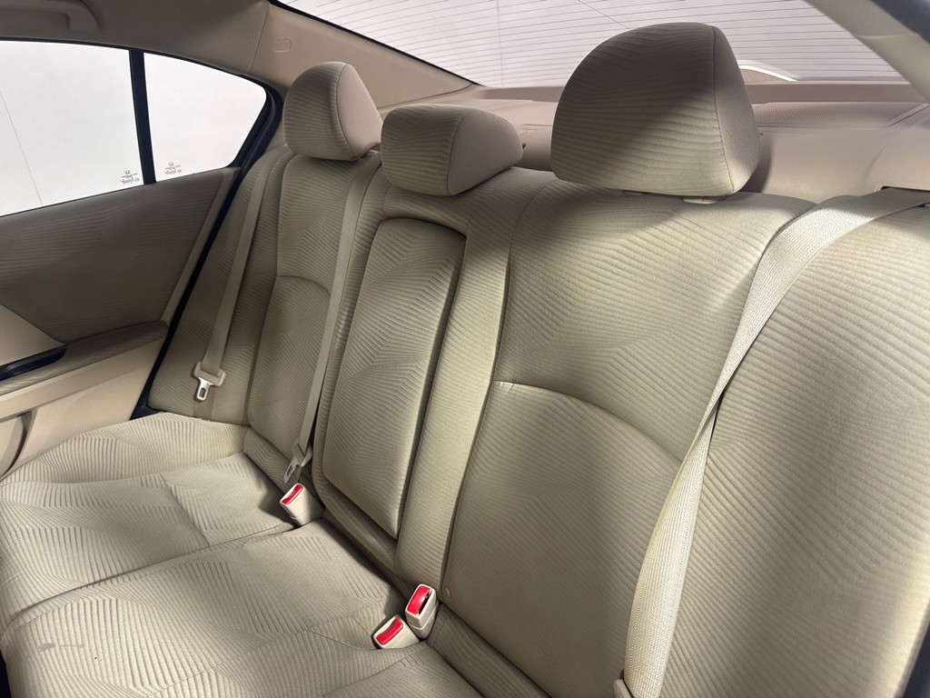 2017 Honda Accord Image 19
