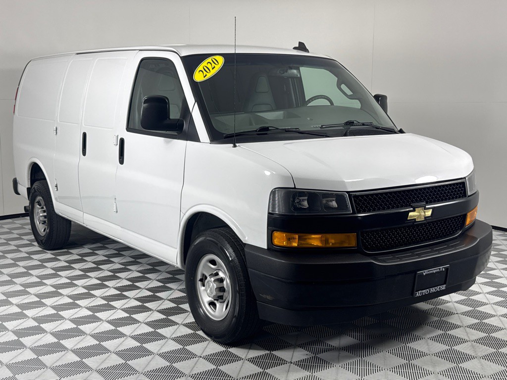 2020 Chevrolet Express Image 3