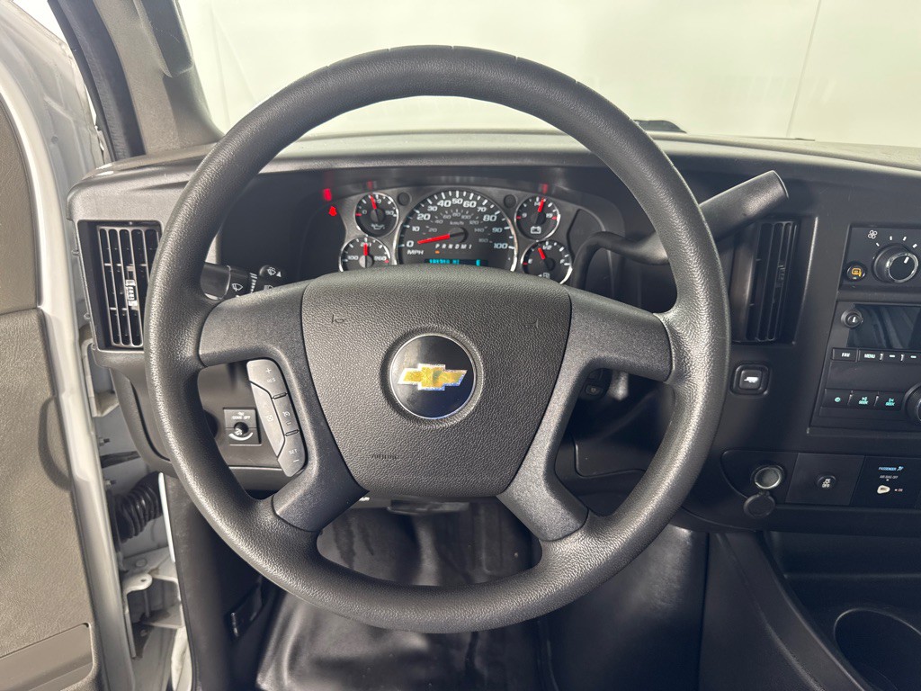 2020 Chevrolet Express Image 16