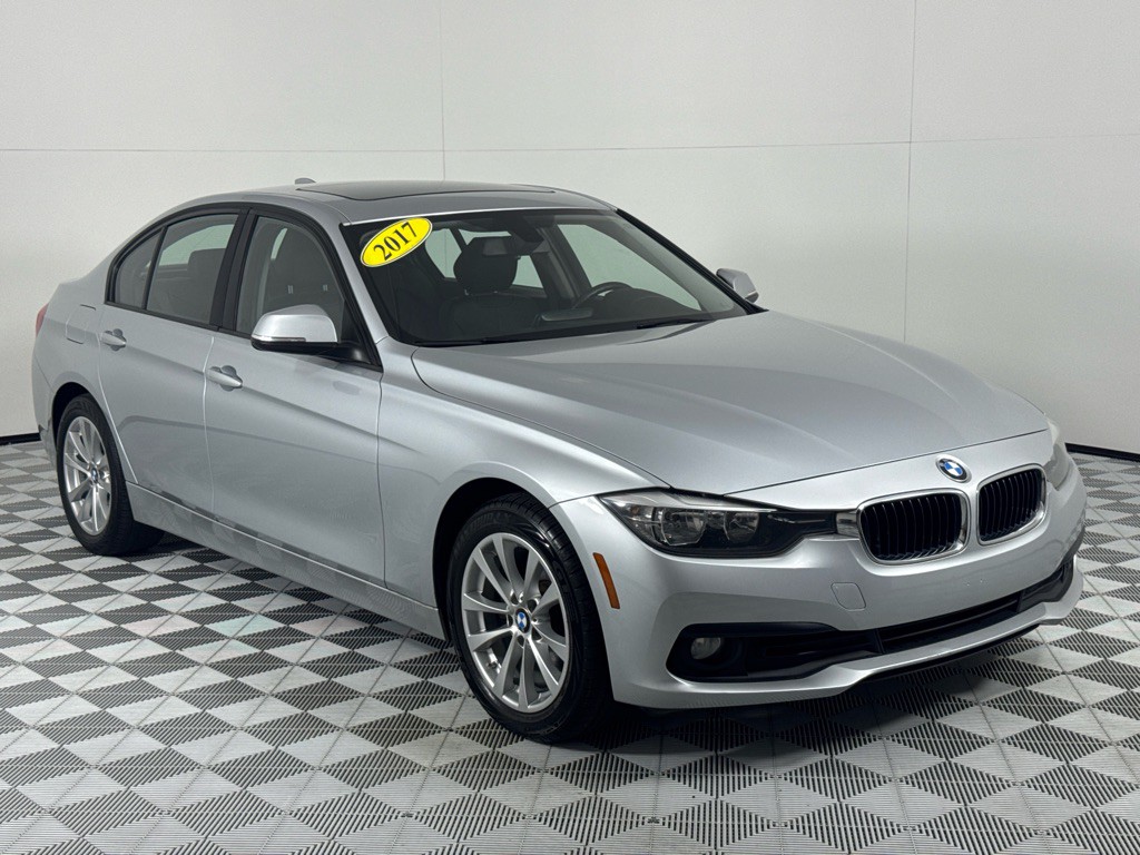 2017 BMW 3 Series Image 3