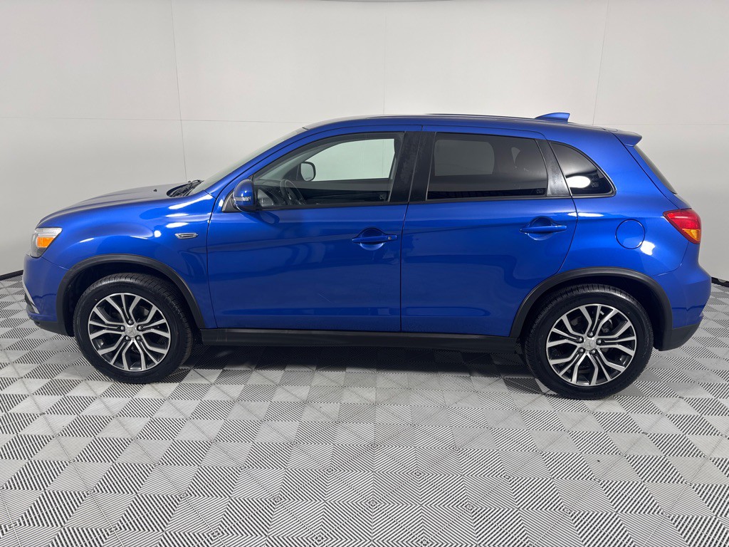 2019 Mitsubishi Outlander Image 8