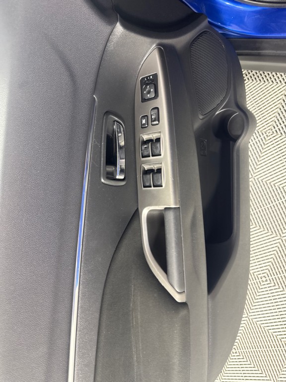 2019 Mitsubishi Outlander Image 11