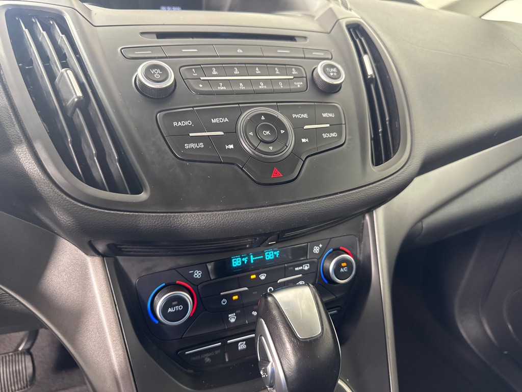 2018 Ford C-Max Image 18