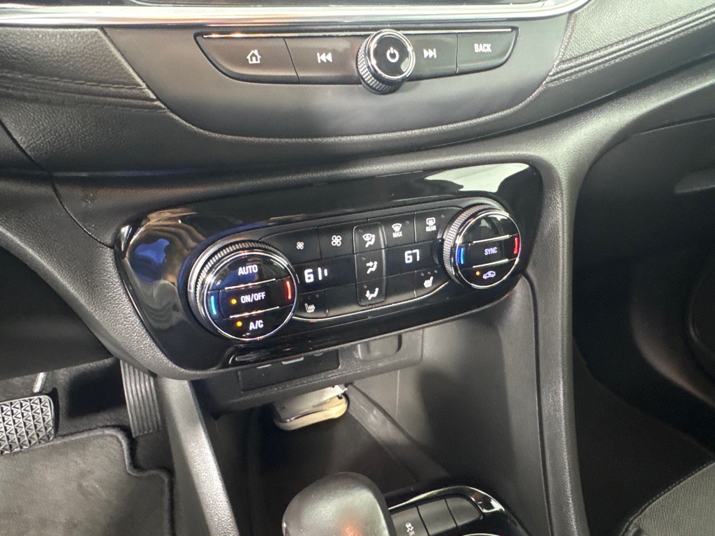 2021 Buick Enclave Image 17