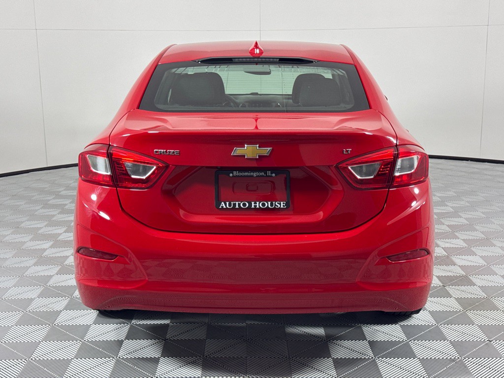 2018 Chevrolet Cruze Image 6