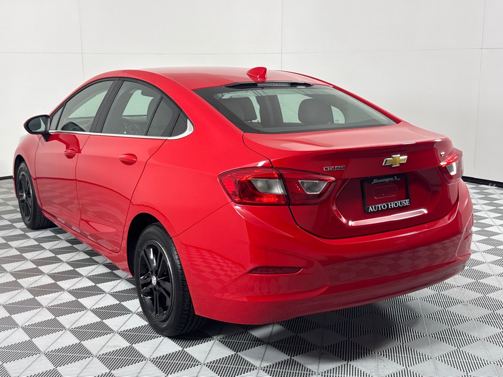 2018 Chevrolet Cruze Image 7