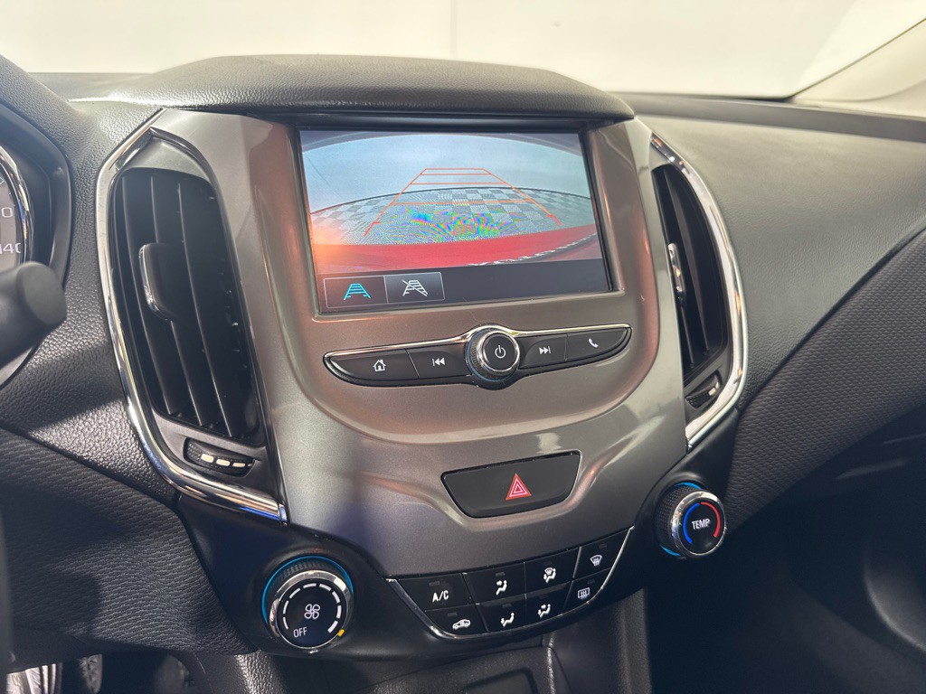 2018 Chevrolet Cruze Image 19
