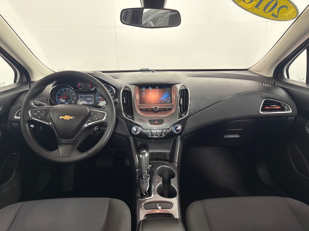 2018 Chevrolet Cruze Image 27