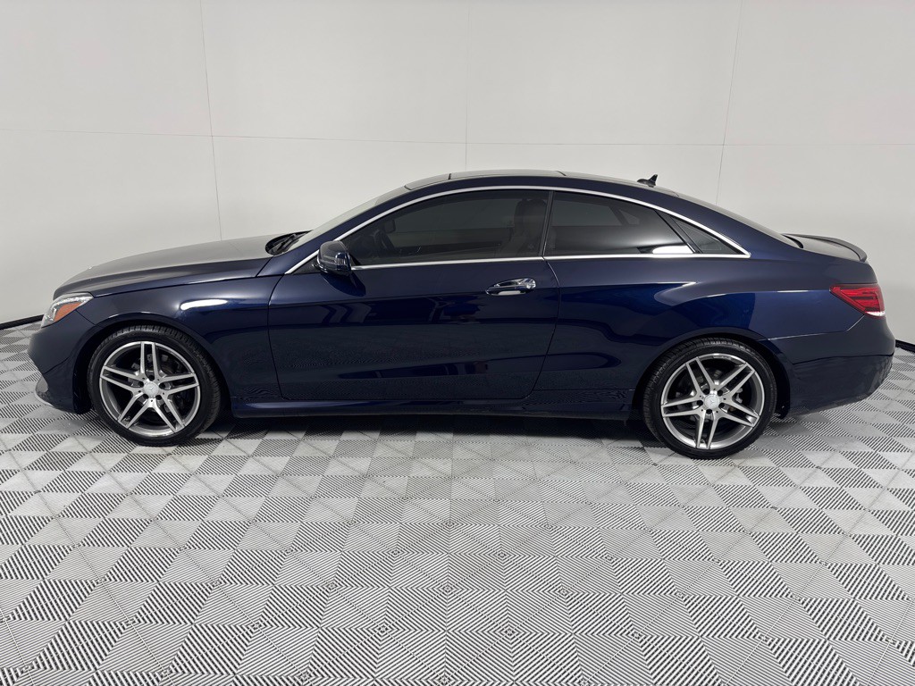 2016 Mercedes-Benz E-Class Image 8