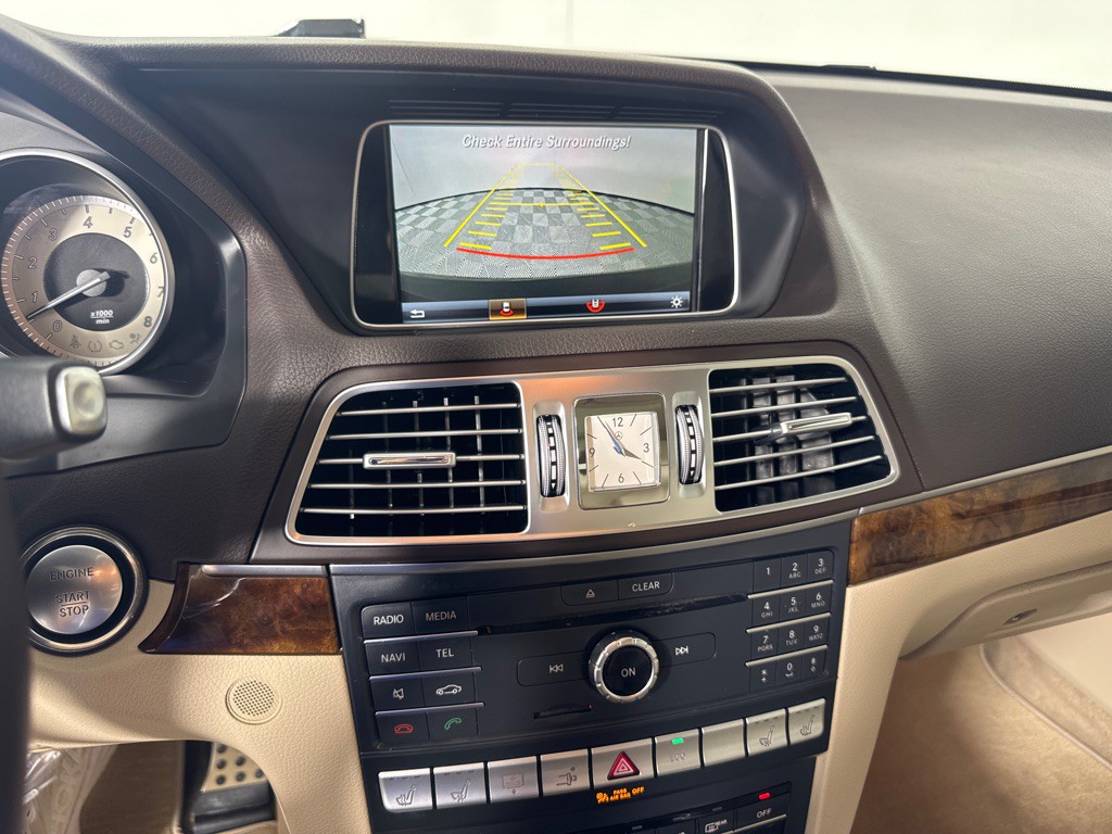 2016 Mercedes-Benz E-Class Image 19
