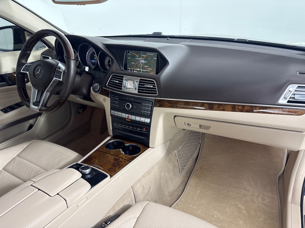2016 Mercedes-Benz E-Class Image 26