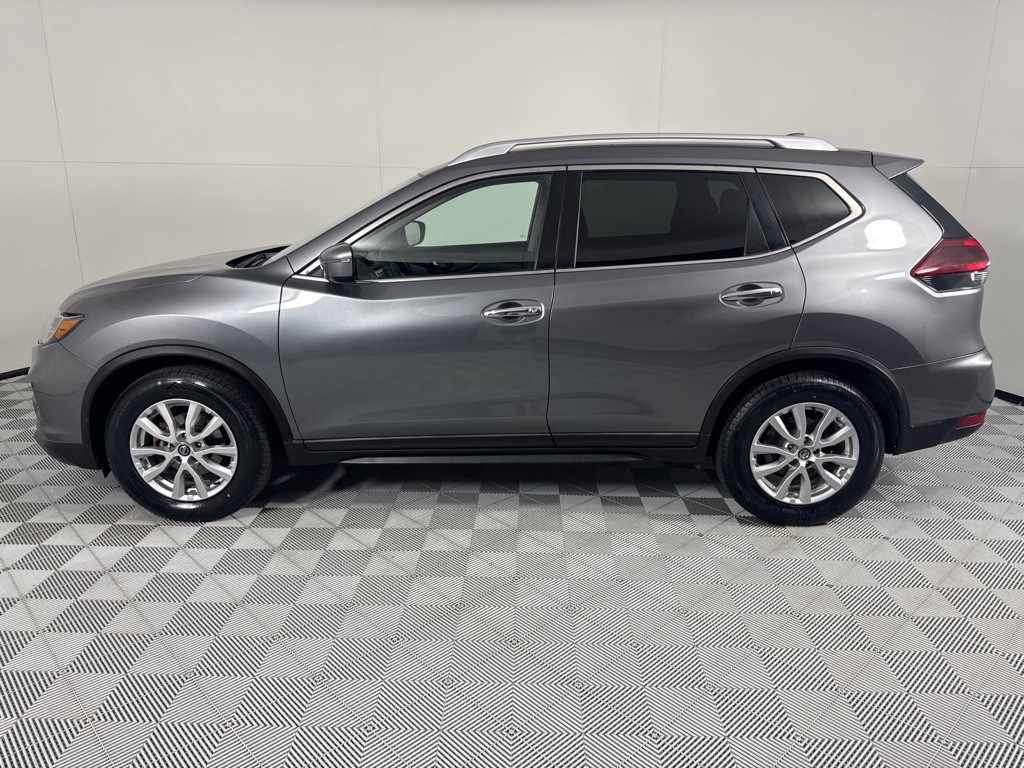 2018 Nissan Rogue Image 9
