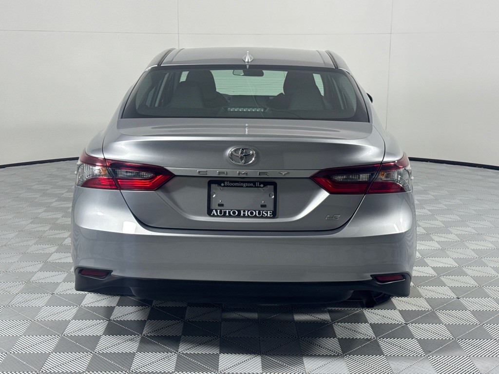 2022 Toyota Camry Image 6