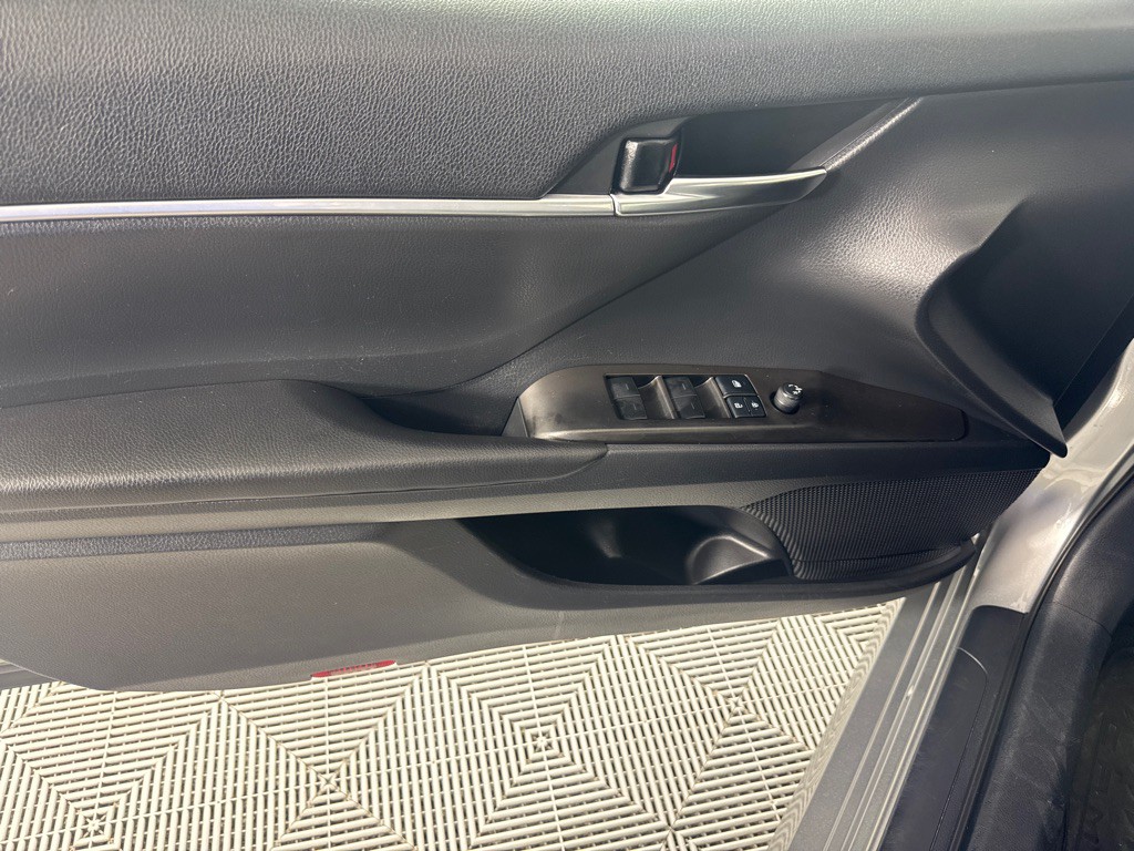 2022 Toyota Camry Image 11