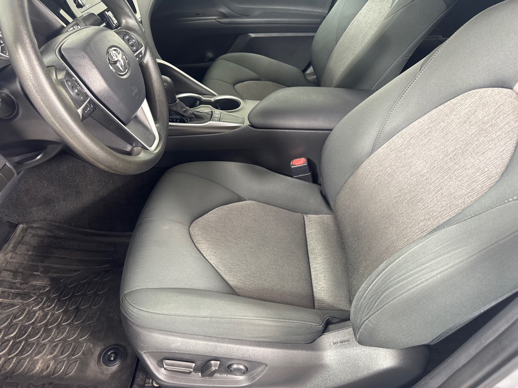 2022 Toyota Camry Image 12