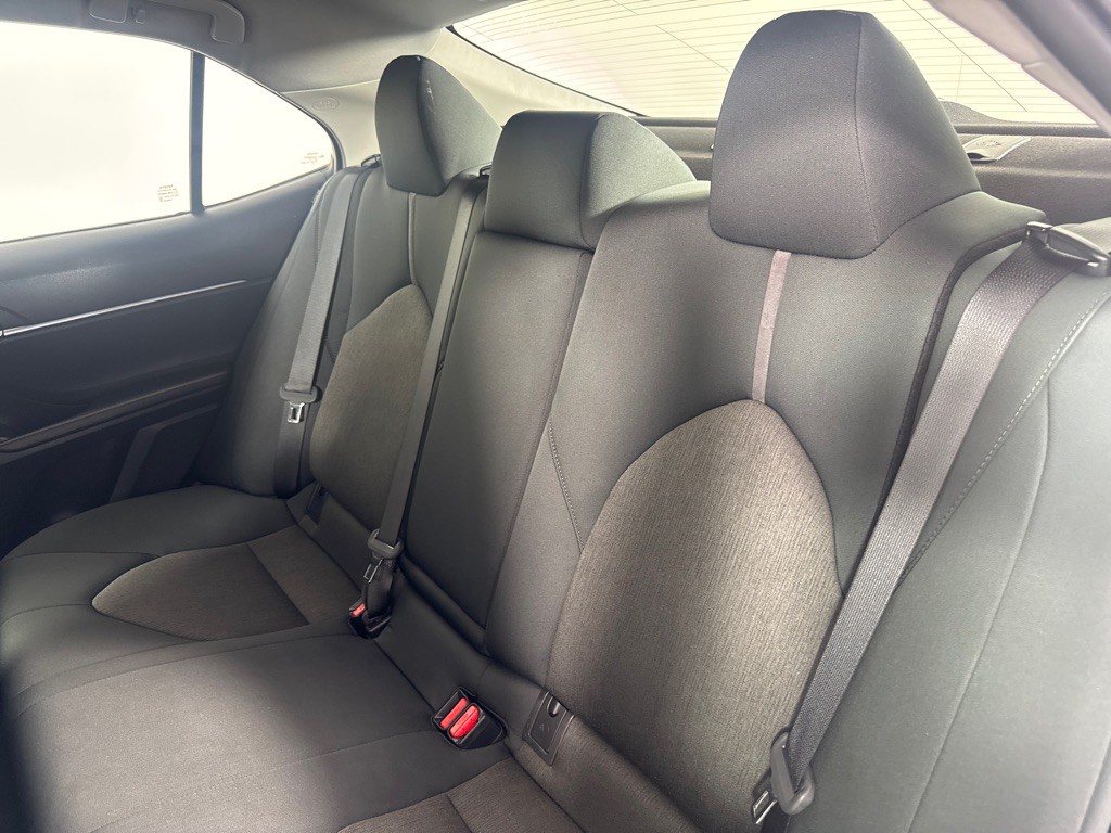 2022 Toyota Camry Image 19