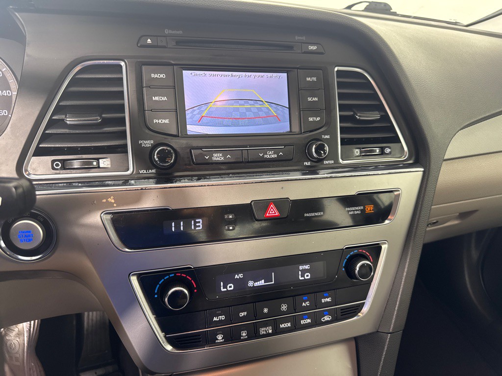 2016 Hyundai Sonata Image 18