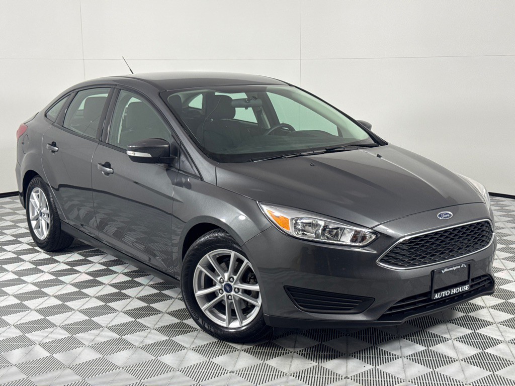 2017 Ford Focus Image 2