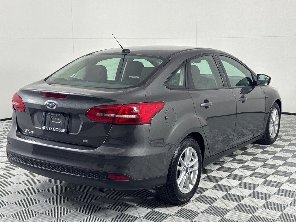 2017 Ford Focus Image 5