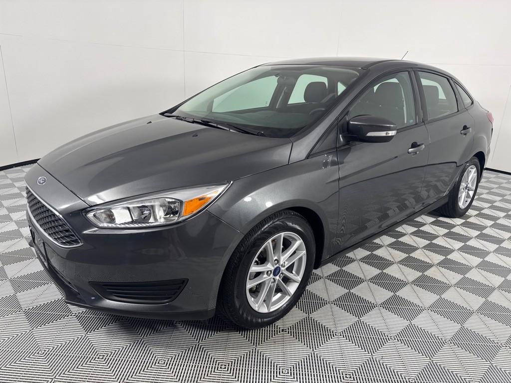 2017 Ford Focus Image 9