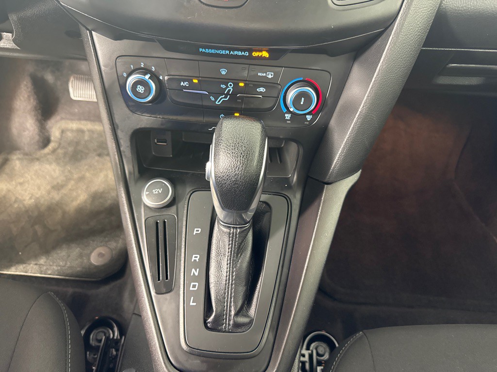 2017 Ford Focus Image 19