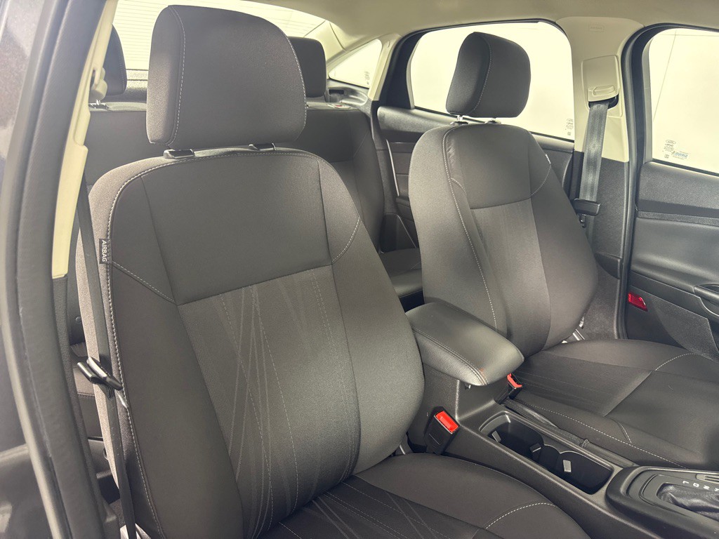 2017 Ford Focus Image 25
