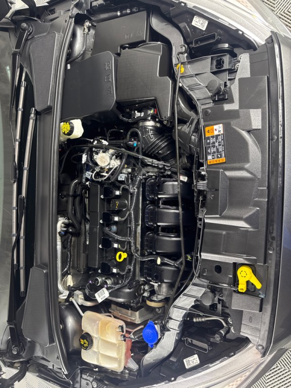 2017 Ford Focus Image 27