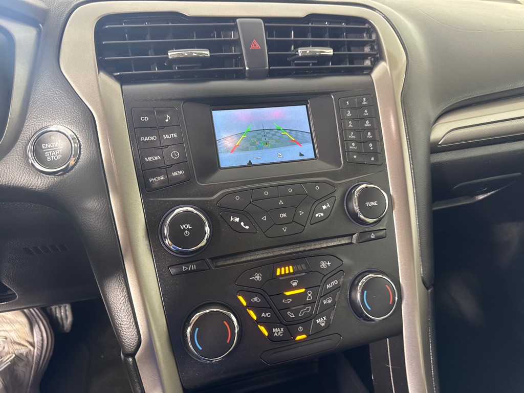 2018 Ford Fusion Image 16