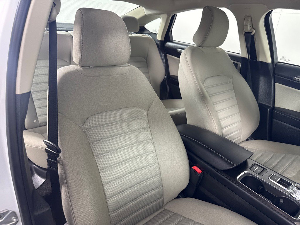2018 Ford Fusion Image 23