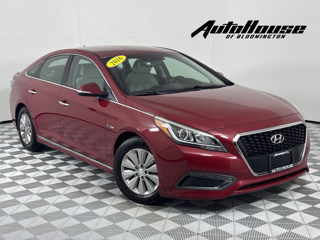 2016 Hyundai Sonata Image 1