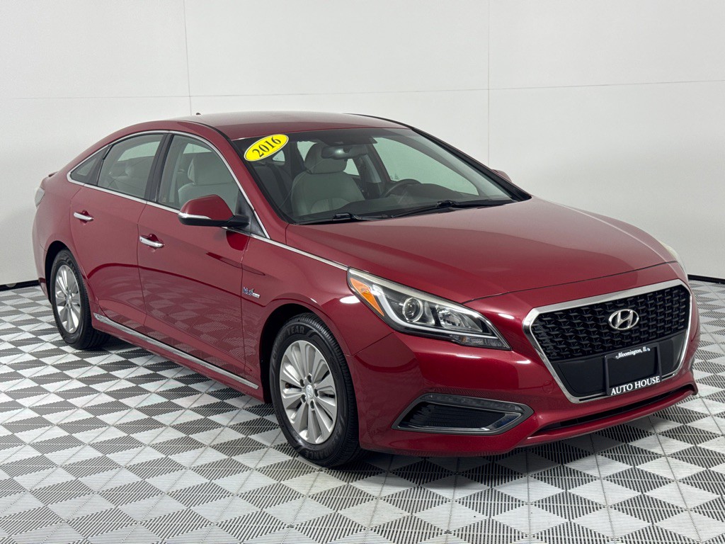 2016 Hyundai Sonata Image 3