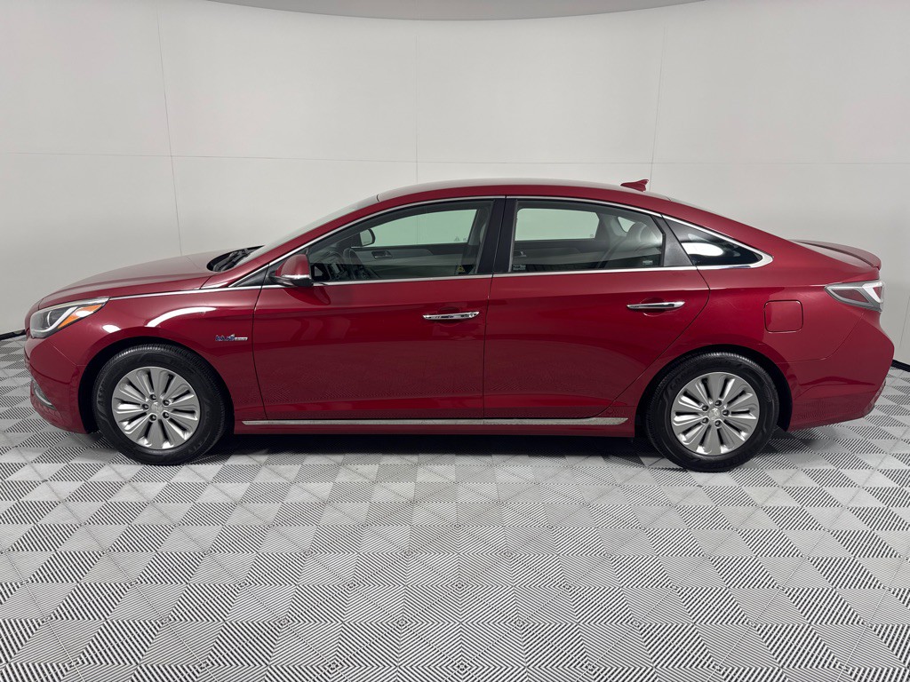 2016 Hyundai Sonata Image 8