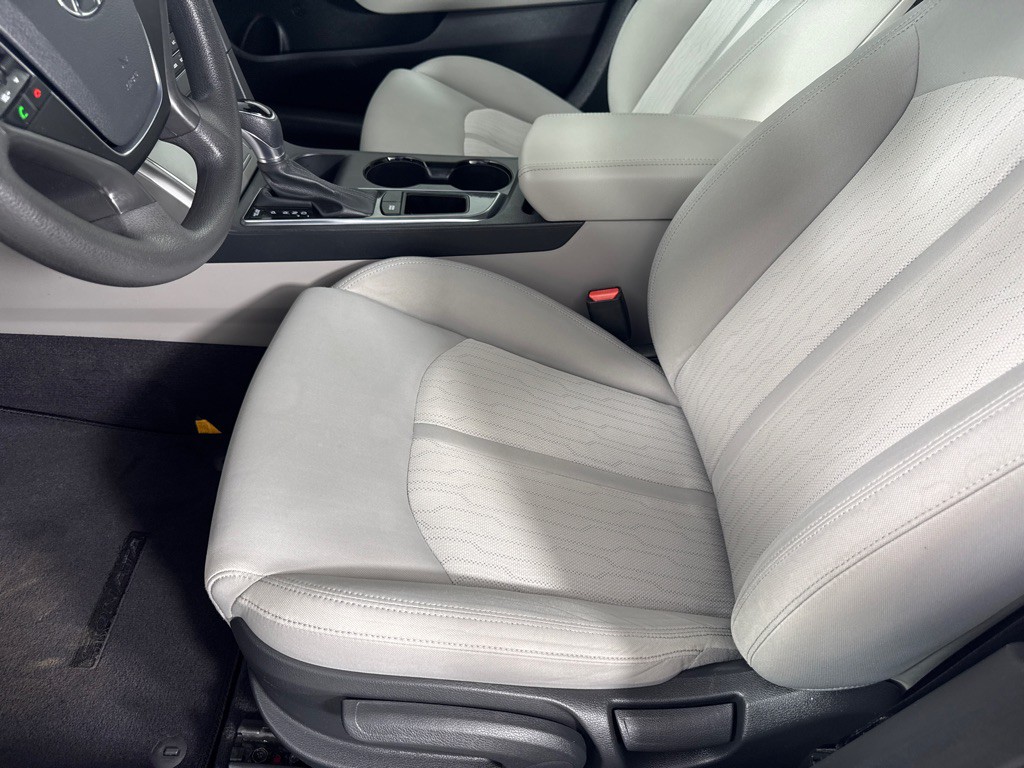 2016 Hyundai Sonata Image 13
