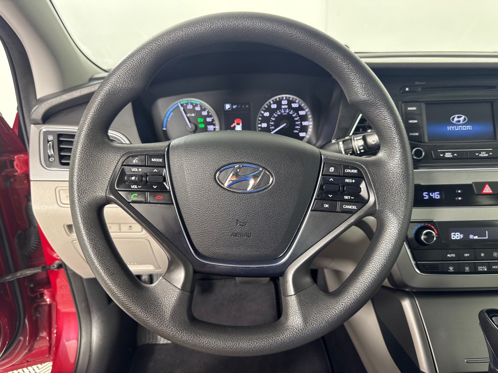 2016 Hyundai Sonata Image 16