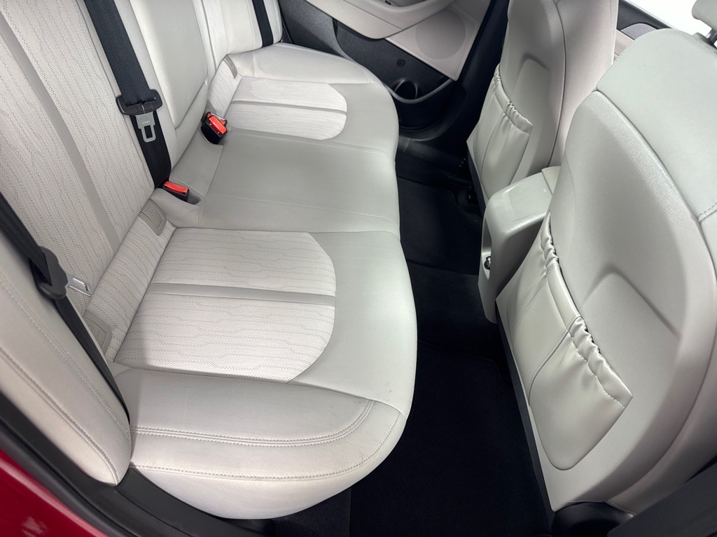 2016 Hyundai Sonata Image 22