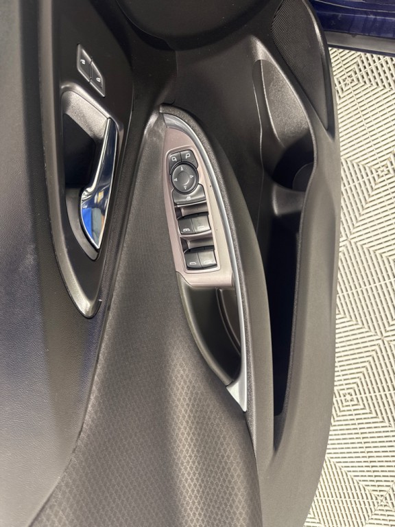 2018 Chevrolet Malibu Image 11