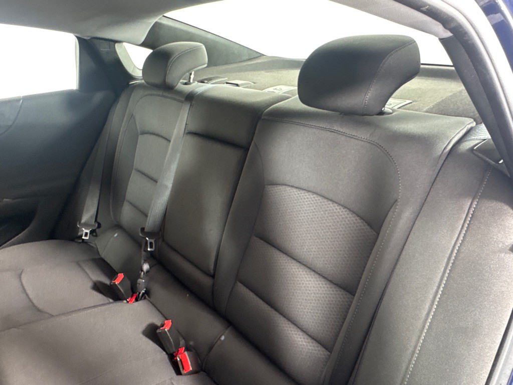 2018 Chevrolet Malibu Image 20