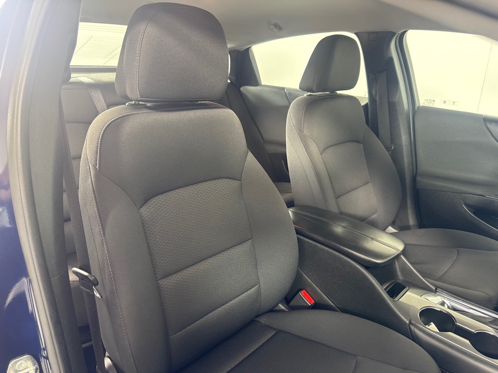 2018 Chevrolet Malibu Image 24