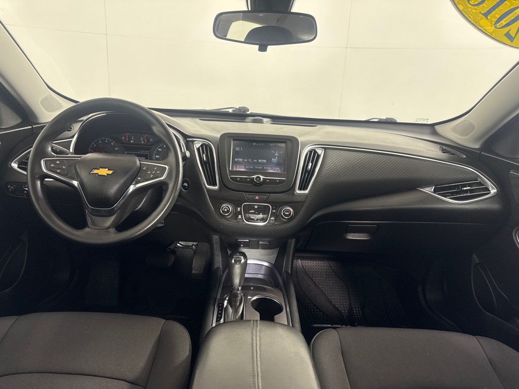 2018 Chevrolet Malibu Image 25