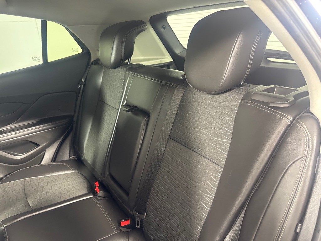 2015 Buick Enclave Image 22